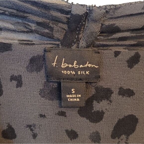 T. Babaton Women's Charcoal Grey Sheer Leopard Print 100% Silk Ruffle Blouse S - Picture 3 of 5